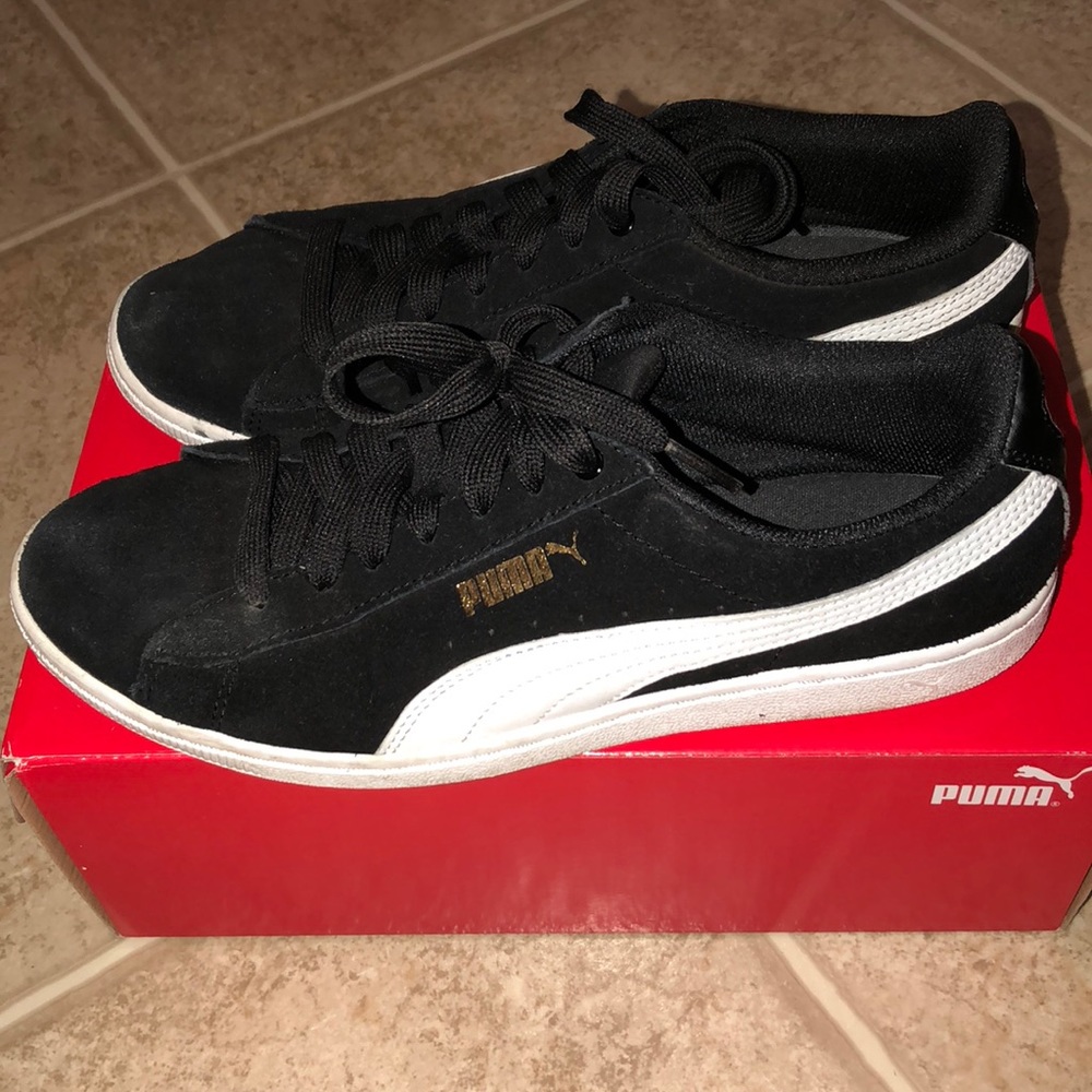 Black and white puma